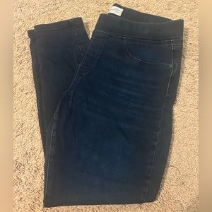 Universal Thread Pullon Jeggings